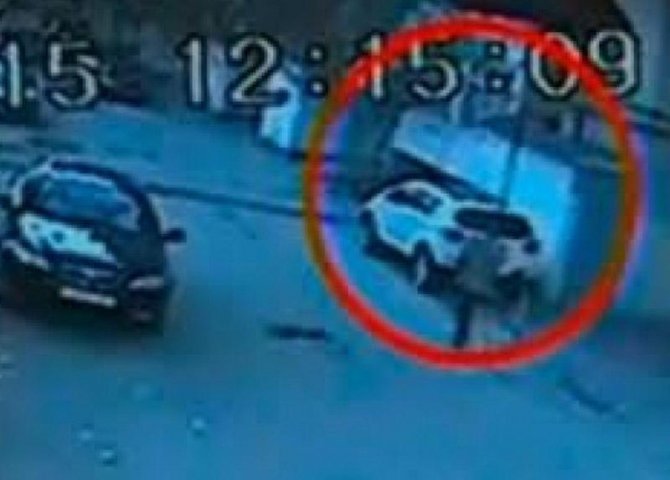 Bakıda manyak peyda oldu: qadınların başına butulkayla vurub...