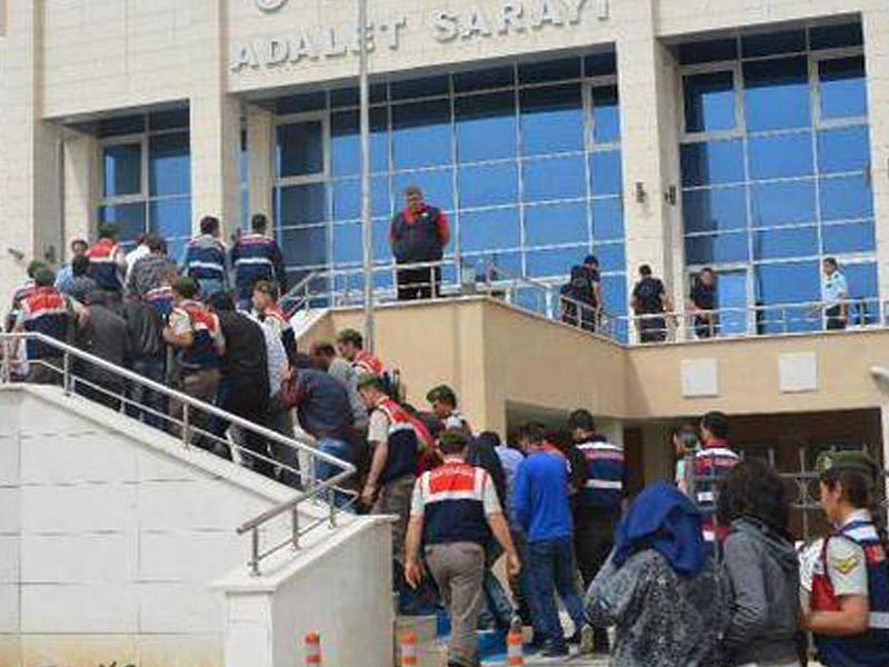 Türkiyədə mafiyanın toruna düşən azərbaycanlı qadınlar: adlarına kredit də götürüblər - VİDEO