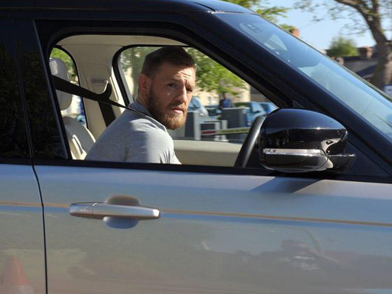 Məşhur çempionun ilk övladı doğuldu - VİDEO