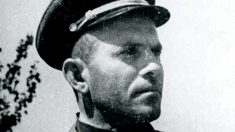 Faşistlərə qanudduran MƏĞLUBEDİLMƏZ GENERALIN müəmmalı ölümü - FOTOLAR