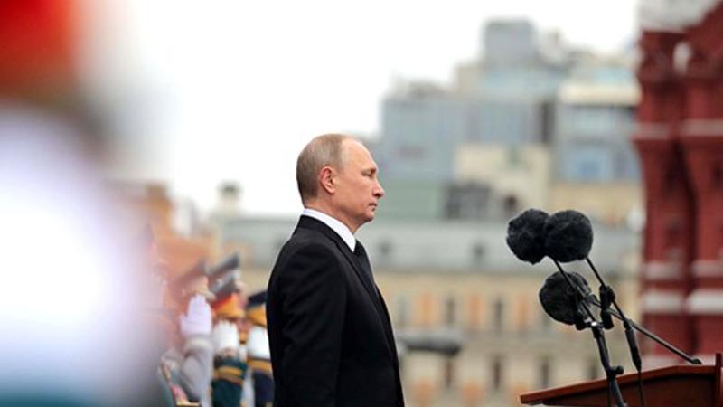 Putinin Qələbə paradındakı çıxışının ŞİFRƏLƏRİ: Rusiya əslində kiminlə döyüşür?