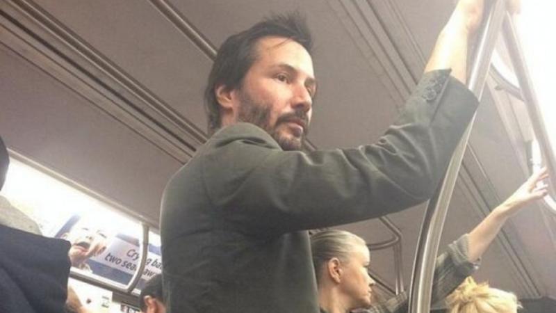 Gecələr ofisiant işləyən, toyuq-cücə saxlayan məşhurlar - FOTOLAR