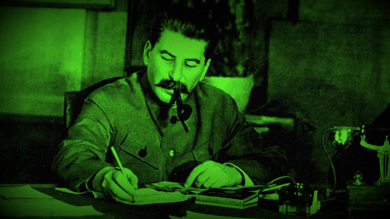 Stalini idarə edən SEHRİBAZ QADIN: liderin caduladığı vəzifəlilər və qəlyanlı FOTONUN SİRRİ