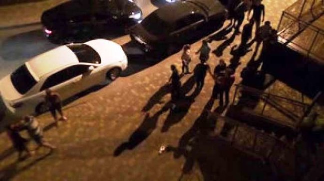 Bakıda söyüşə görə DAVA: 4 nəfər bir kişini...