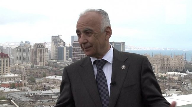 Hacıbala Abutalıbov bankın binasını sökdürdü, məhkəməlik oldu