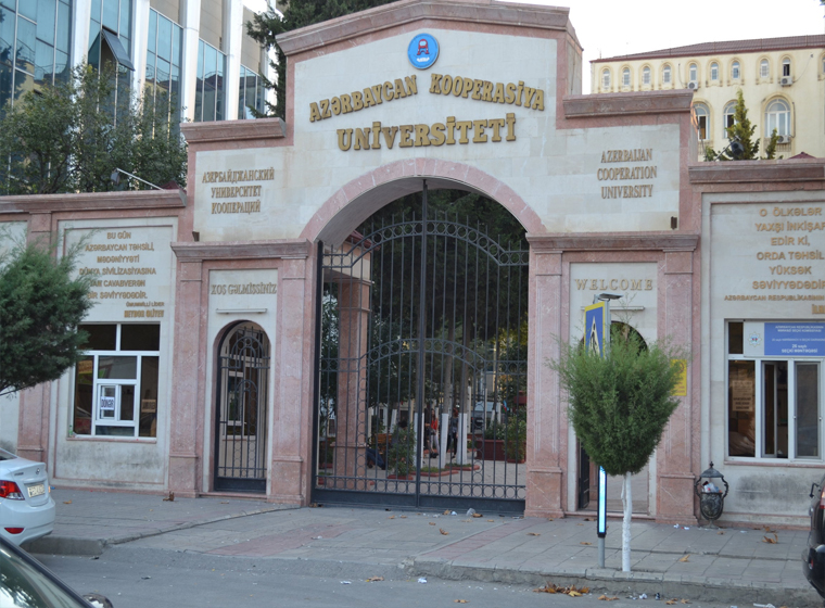 Kooperasiya Universitetinin tələbələrindən qızlara qarşı TƏRBİYƏSİZLİK — VİDEO