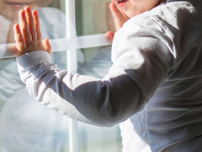 11 aylıq körpə ipdən sallanmış halda tapıldı - TƏFƏRRÜAT