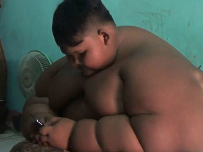 Dükan əriştəsi və qazlı içkilər uşağı bu günə qoydu - VİDEO