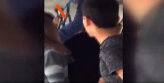 Bakıda avtobusda cibgir döyüldü – VİDEO