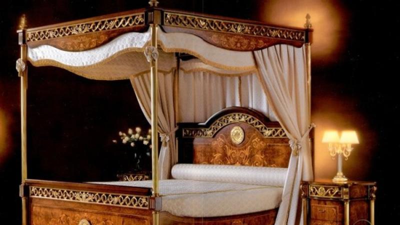 Dövlət başçılarının YATAQ SƏRGÜZƏŞTLƏRİ: 100 minlik çarpayı və hər gecə birində... - FOTOLAR