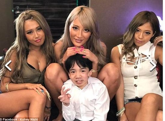 Erotik filmlərə çəkilən bu oğlan haqqında bu xəbərə ŞOK OLACAQSINIZ - FOTOLAR