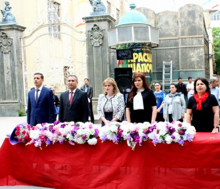 Nəsimi rayonu  8  saylı tam orta məktəbdə 28 May-Respublika Günü münasibətilə “Yaşa  Azərbaycan” adlı tədbir keçirilib