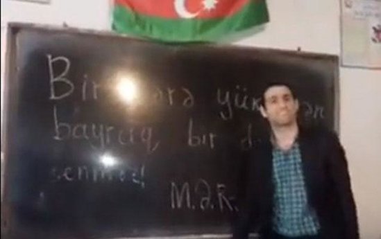 Azərbaycanda hamı bu müəllimdən danışır - VİDEO