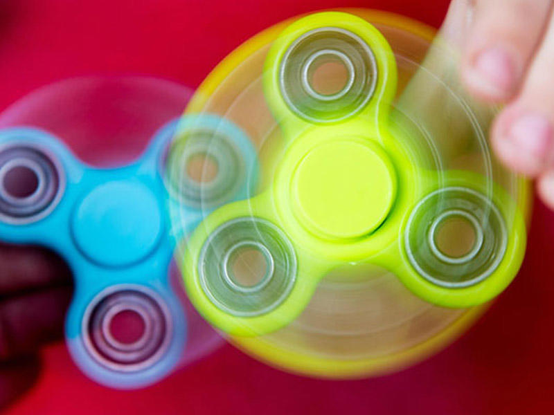 DİQQƏT! Uşaqlarınıza STRESS ÇARXları almayın - GÖZ ÇIXARIR - TƏHLÜKƏ + VİDEO