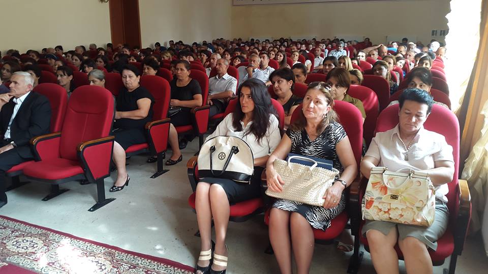 Pərvin Abıyeva Səidə Sultanın məşhur müğənni ilə intim FOTOlarını yaydı