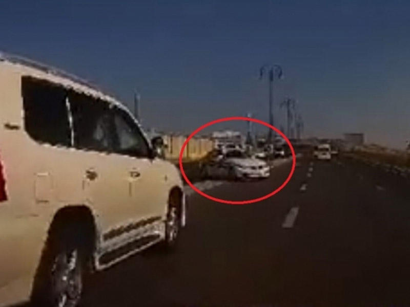 BAKIDA YPX MAŞINI QAYDA POZDU, KAMERAYA DÜŞDÜ - VİDEO