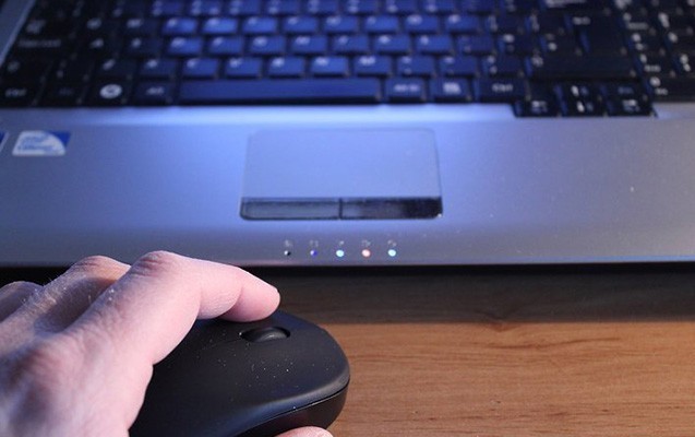 13 YAŞLI BACISINA MESAJ YAZAN OĞLANI ÖLDÜRÜB