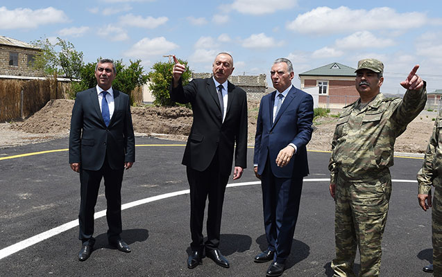 PREZIDENTIN CƏBHƏ BÖLGƏSINDƏN SON - FOTOLARI