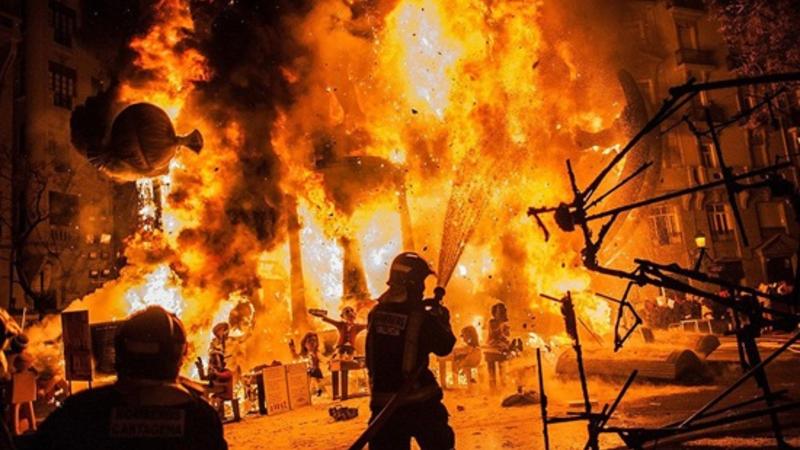 500 NƏFƏR DIRI-DIRI YANDI – ŞOK İDDİA - VİDEO