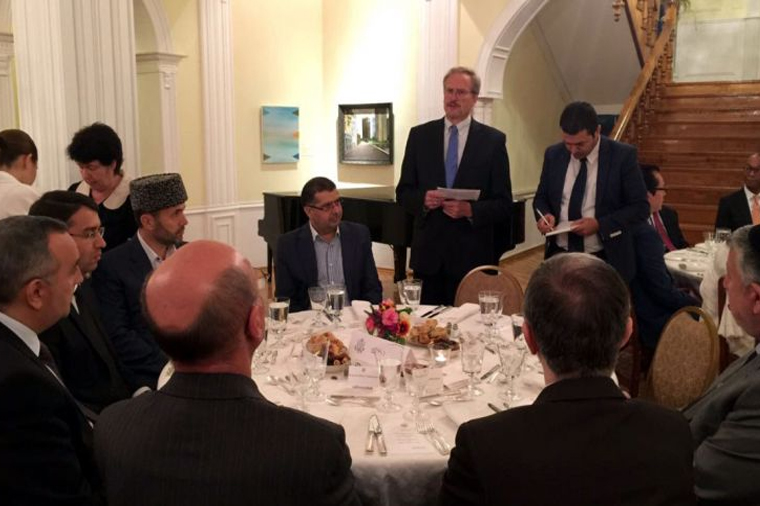 ABŞ-IN AZƏRBAYCANDAKI SƏFIRI İFTAR SÜFRƏSI TƏŞKIL EDIB