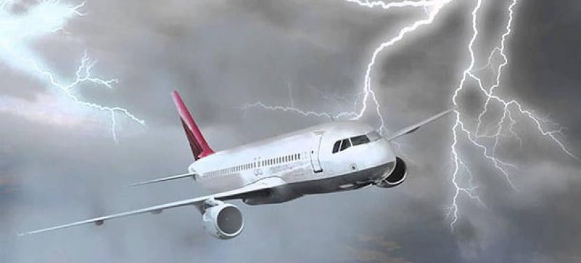 İSTANBUL-TBILISI REYSI ILƏ UÇAN TƏYYARƏNI ILDIRIM VURDU