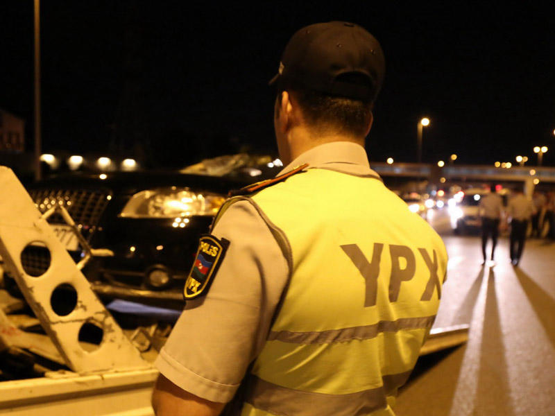 AEROPORT YOLUNDA PIYADANI MAŞIN VURARAQ ÖLDÜRÜB - FOTO - ƏLAVƏ OLUNUB