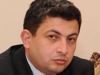 Azərbaycanlı iş adamı Azərbaycan dilini və azərbaycanlıları təhqir etdi