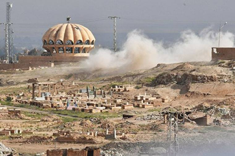 İŞİD-LƏ ƏSƏD QÜVVƏLƏRI ARASINDA QANLI DÖYÜŞ — 20 TERRORÇU ÖLDÜRÜLDÜ