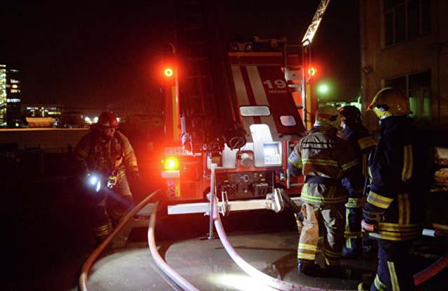 Bakıda yataqxanada yanğın olub - Video + Yenilənib