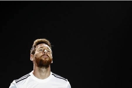 Messi dünyada hər həftəyə milyon funt qazanan ilk futbolçu olacaq