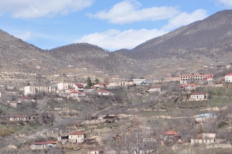 Ermənilərin Laçını məskunlaşdırma siyasəti puça çıxdı - FAKTLAR