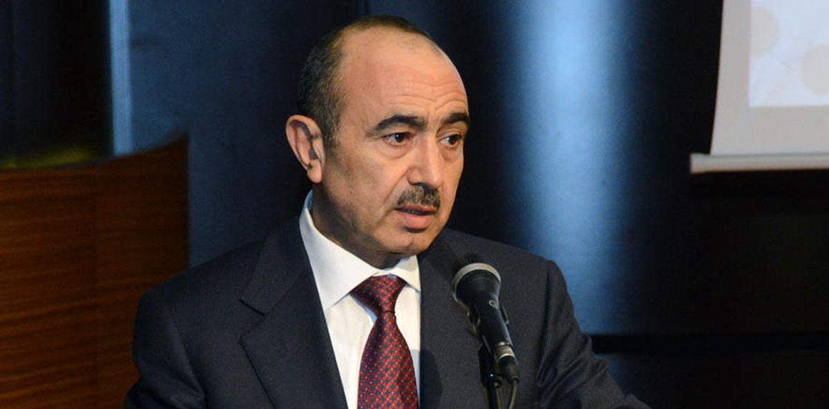 Əli Həsənov: “İlham Əliyev səhərə qədər Türkiyənin qanuni seçilmiş hakimiyyətinə necə yardım edəcəyini fikirləşdi, düşündü və müvafiq tapşırıqlarını verdi”