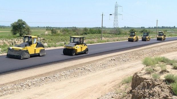 Mingəçevir-Bəhramtəpə yolunun tikintisi davam edir