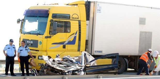 Azərbaycanlı sürücü Türkiyədə qəza törətdi: 4 ölü, 2 yaralı - VİDEO + FOTO