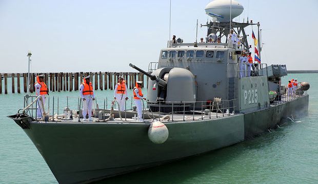 İranın və Qazaxıstanın hərbi gəmiləri Bakıda – FOTO