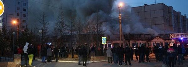 Azərbaycanda məşhur restoran belə yandı – VİDEO