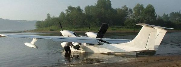 Rusiyada təyyarə gölə düşdü