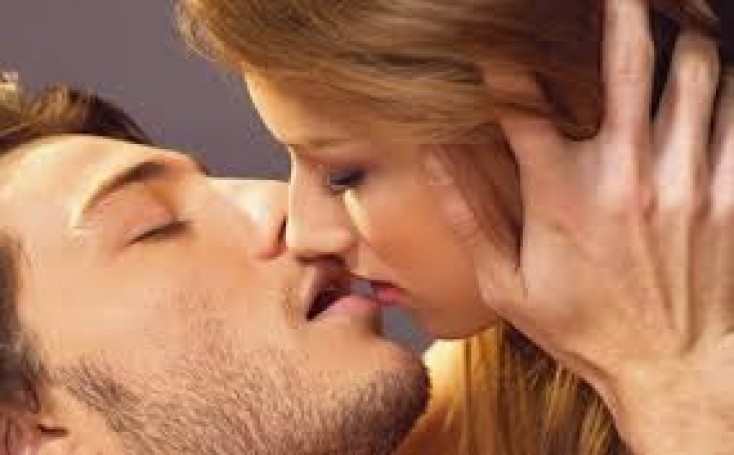 Diqqət: Öpüşməyin ağır zərəri var - Sonsuzluğa yol açır
