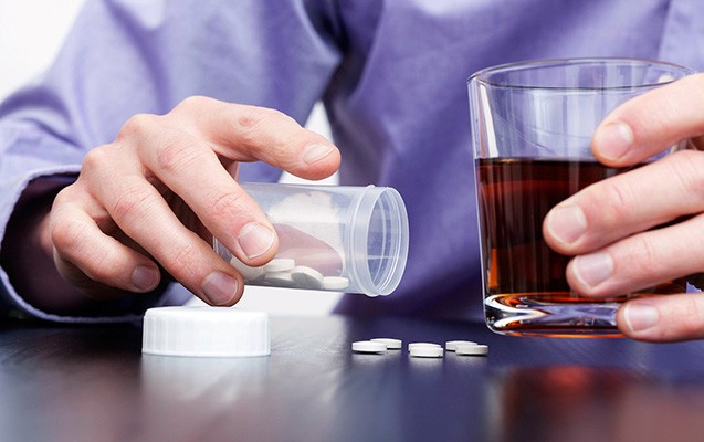 Sirkə turşusu içib öldü