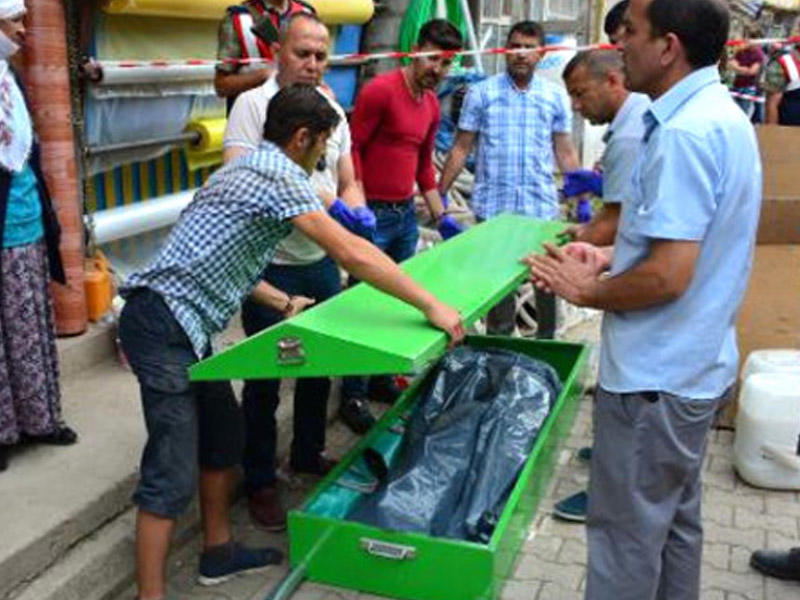 Aişə qoşulub qaçdığı oğlandan 6 ay sonra ayrılıb ata evinə qayıtdı, öldürüldü - VİDEO