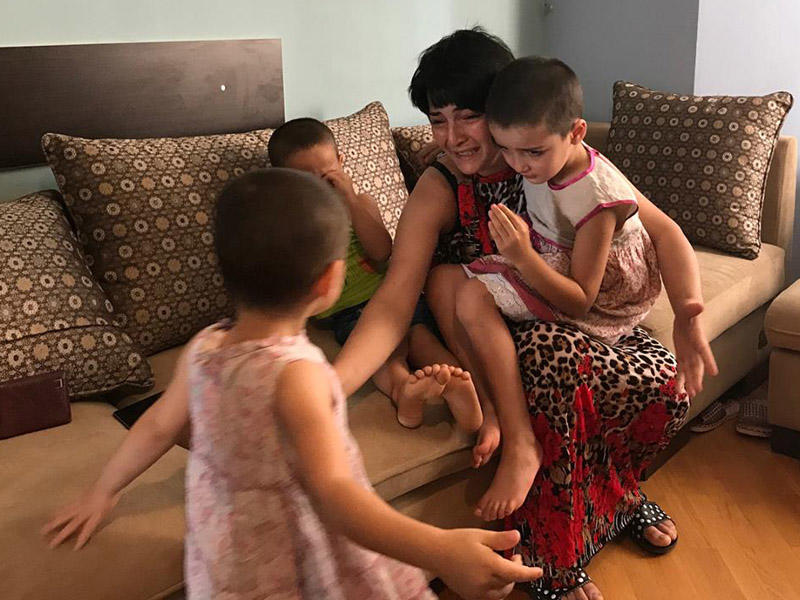 3 azyaşlını atıb sevgilisinə qoşulub qaçan anadan YENİ XƏBƏR - FOTO