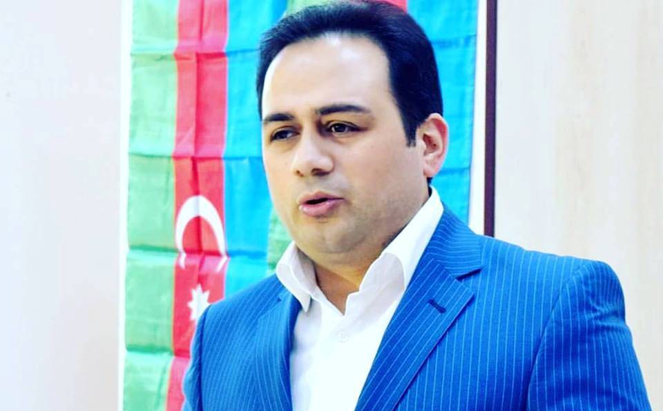 ´BİZİ XİLAS EDƏN BARLAR, PİVNOYLAR, FAHİŞƏXANALARDI´ - Səbuhi Abbasov yazır