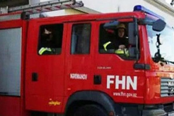 Gəncədə kafe yanıb