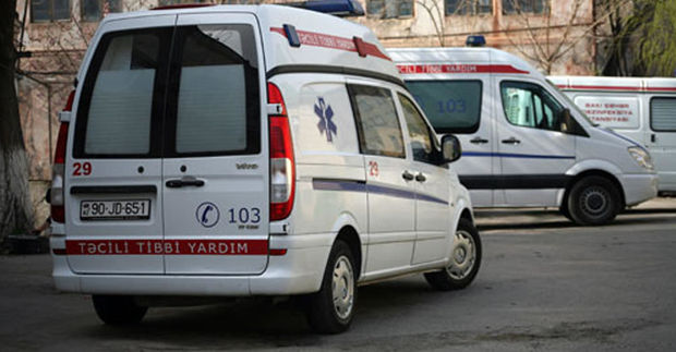 Gəncədə təcili tibbi yardım maşınının iştirakı ilə qəza baş verib