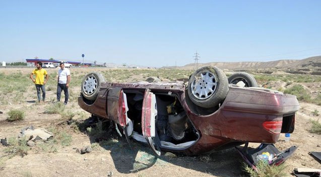 Toya gedənlər qəzaya düşdü