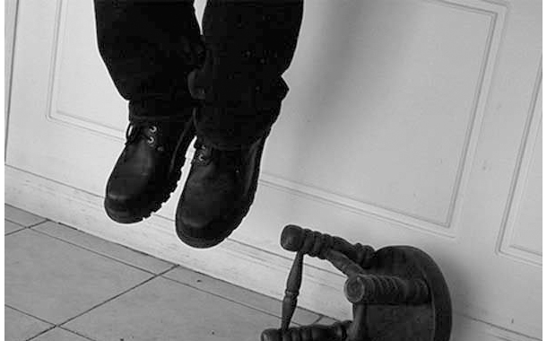 Bakıda 36 yaşlı kişi intihar etdi