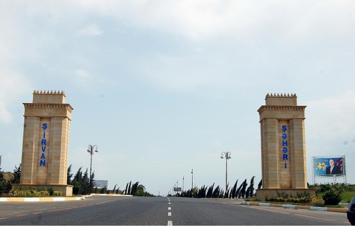 İcra başçısıyla polis rəisi üz üzə gəldi- Şirvanda “məmur müharibəsi”