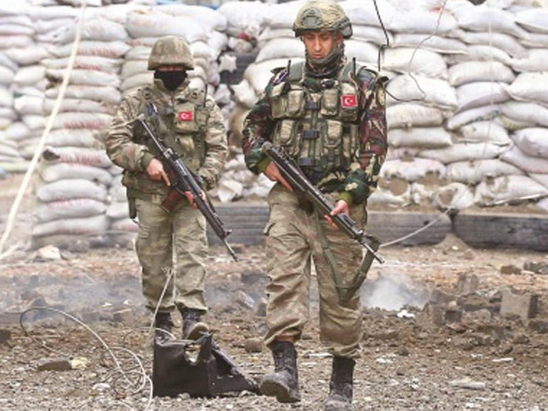 Türkiyədə 5 hərbçi xəsarət alıb - Qatar qəzası