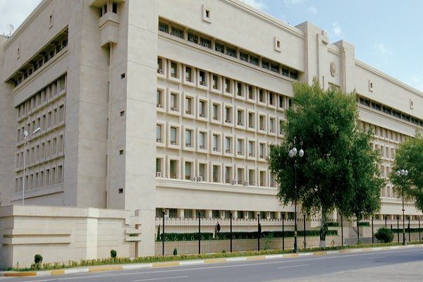 DTX-nin istintaq zamanı götürdüyü zinət əşyaları və pullar banklarda saxlanacaq