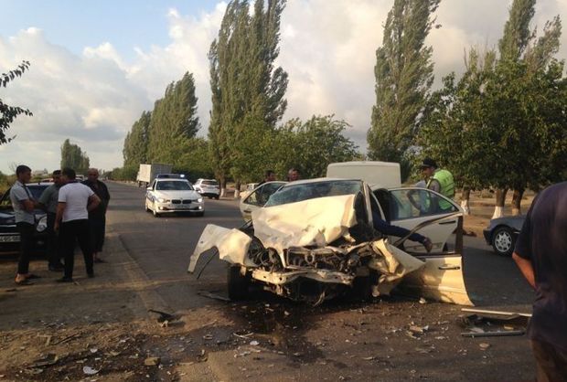 Lənkəranda ağır qəza: 2 ölü, 5 yaralı – FOTO